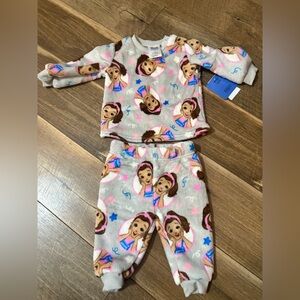 Ms. Rachel matching set